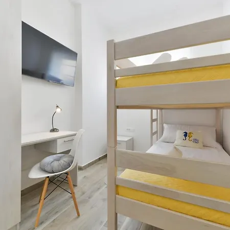 Vila Modern&spacious Four Bedroom With Swimming Pool - Regina Ae1444 *